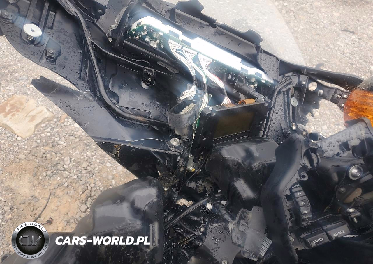 2014 Honda Gl1800 G VIN:JH2SC68V0EK000179 - 7