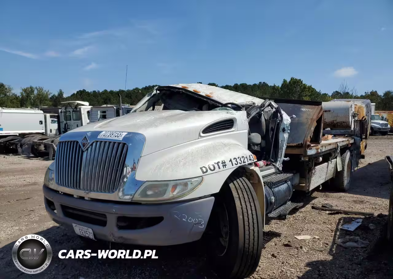 2003 International 4000 4300