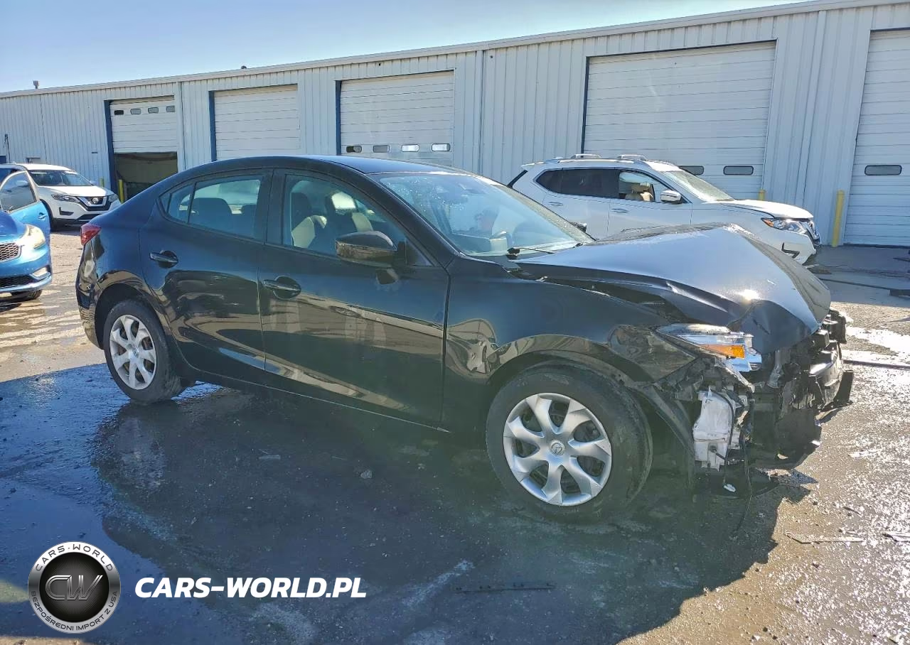 2018 Mazda 3 Sport VIN:3MZBN1U74JM161325 - 4