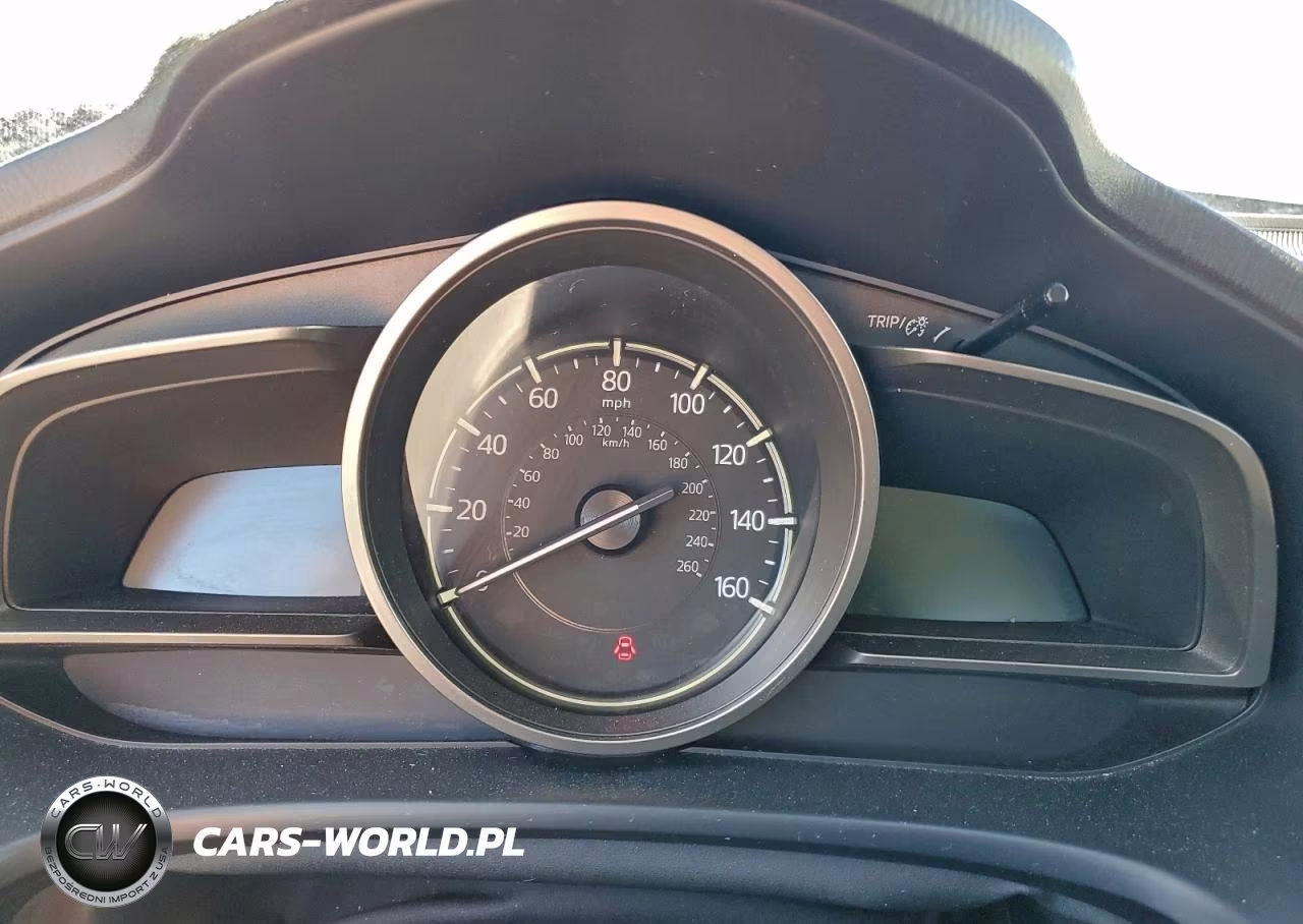 2018 Mazda 3 Sport VIN:3MZBN1U74JM161325 - 9