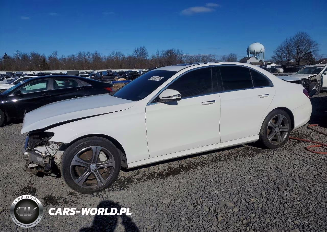 2017 Mercedes-Benz E 300 4Matic