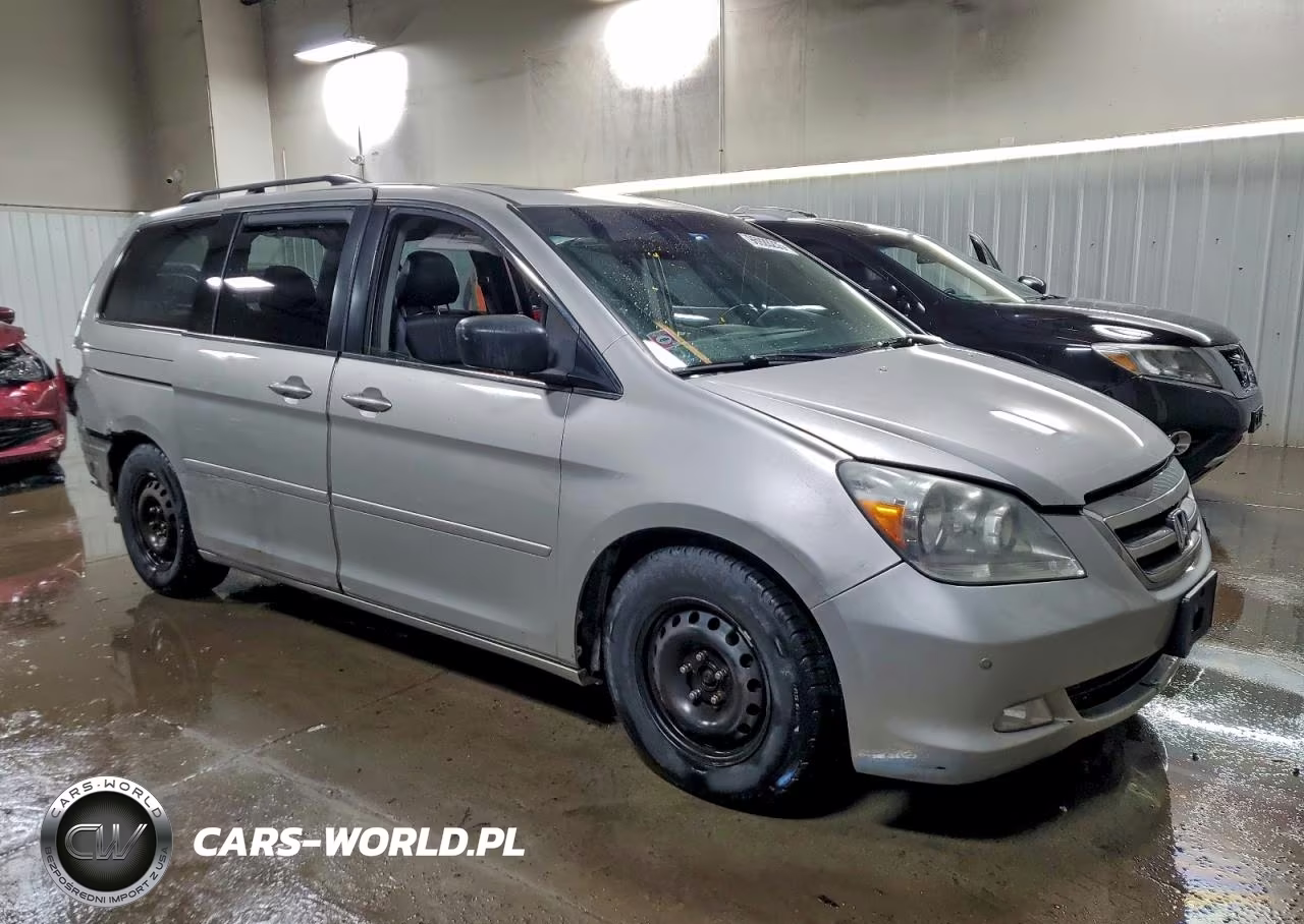 2005 Honda Odyssey Touring VIN:5FNRL38895B121497 - 4