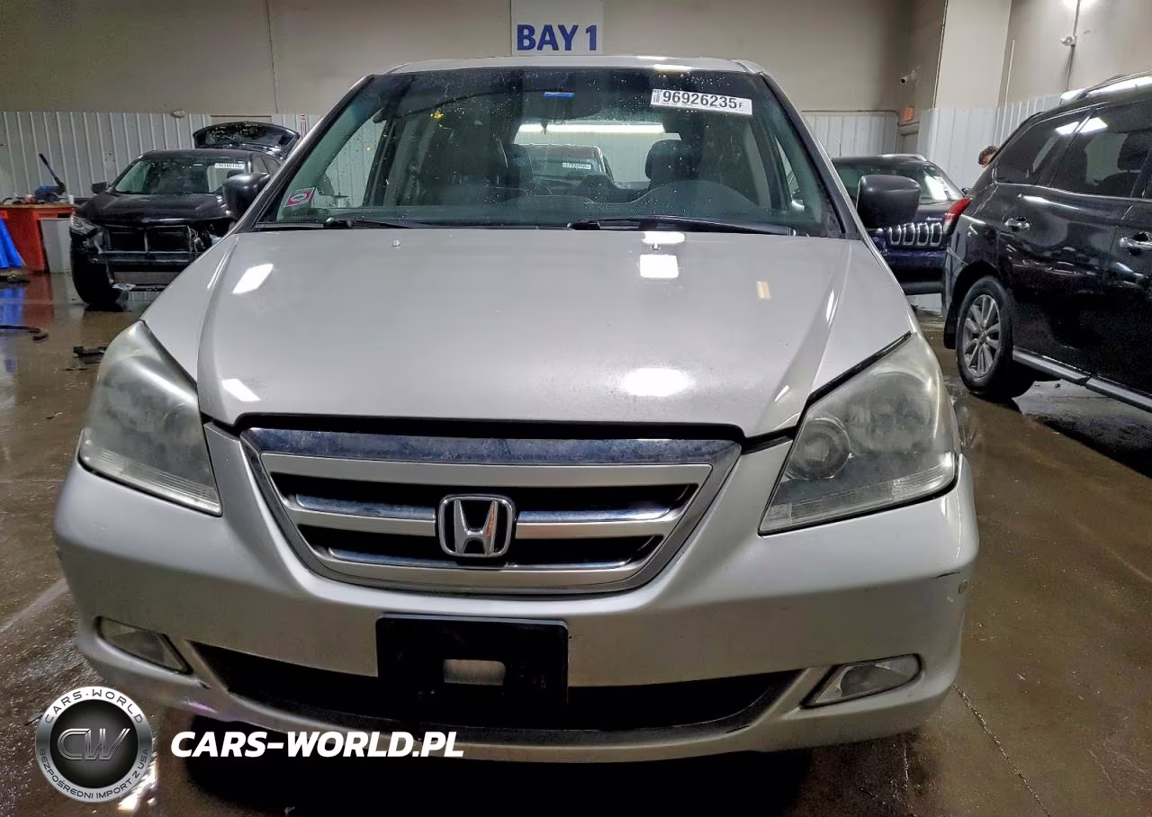 2005 Honda Odyssey Touring VIN:5FNRL38895B121497 - 5