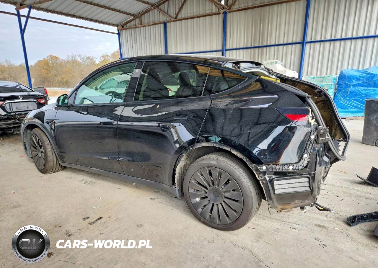 2021 Tesla Model Y VIN:5YJYGDEE1MF085917 - 2