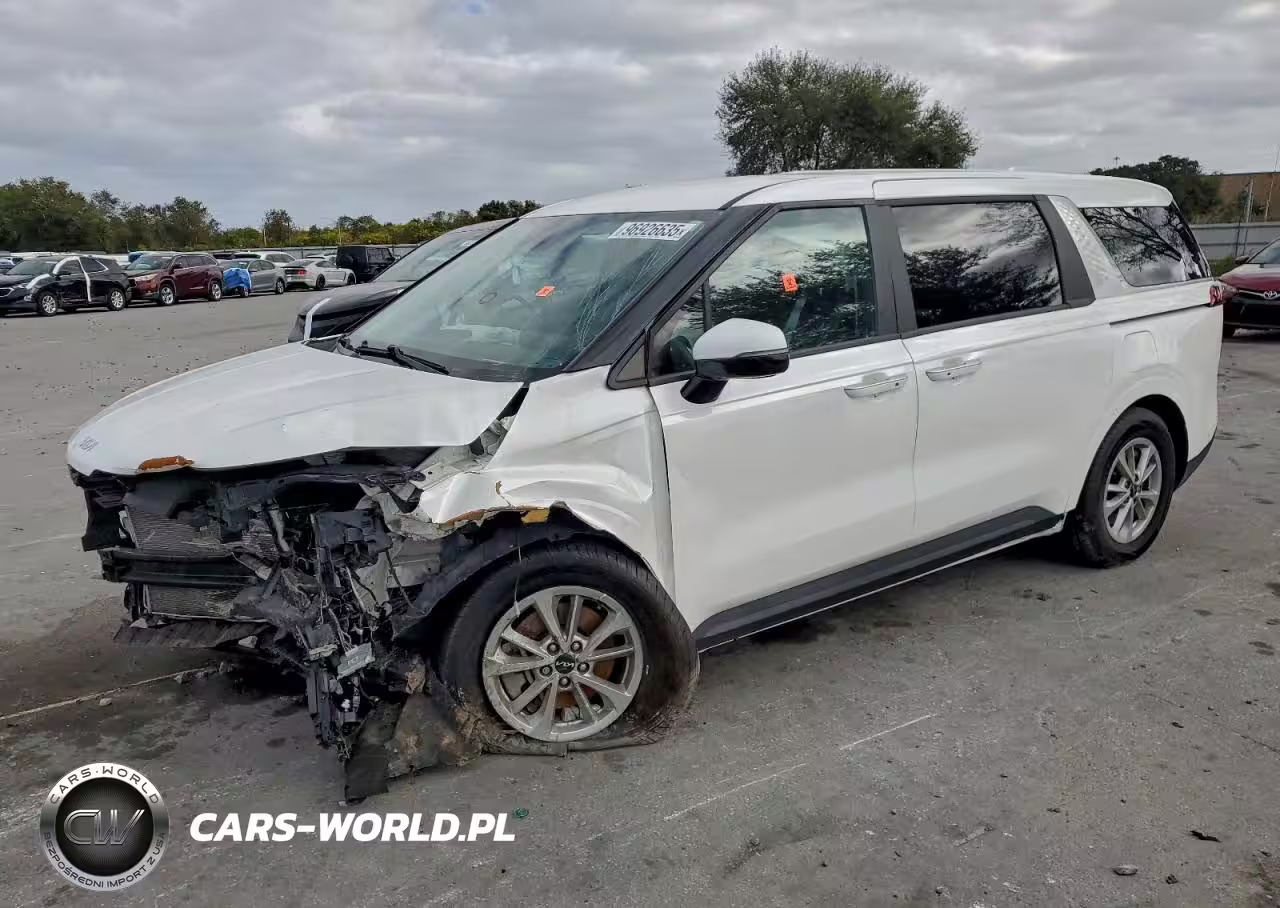 2023 Kia Carnival Lx
