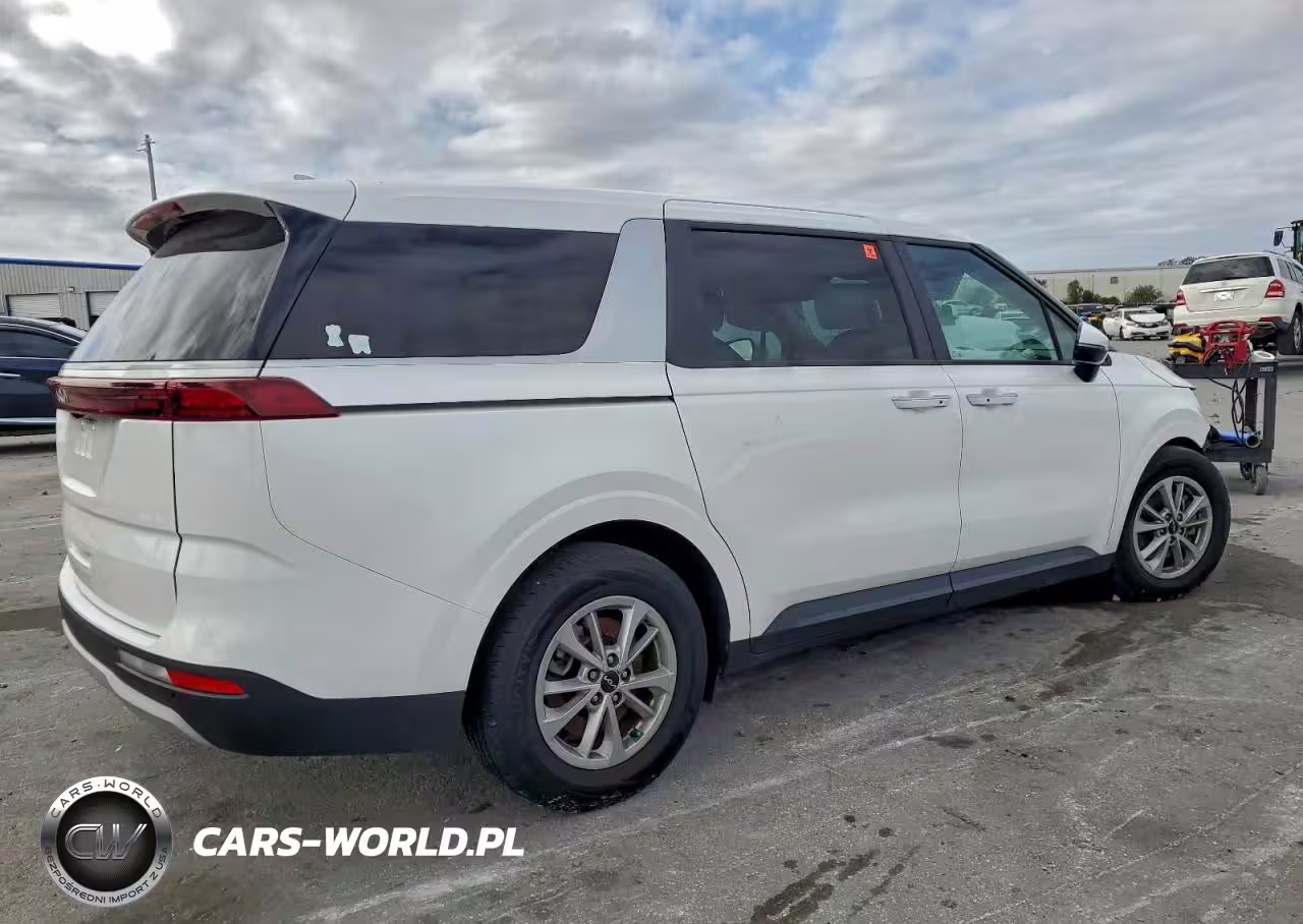 2023 Kia Carnival Lx VIN:KNDNB4H37P6196550 - 3