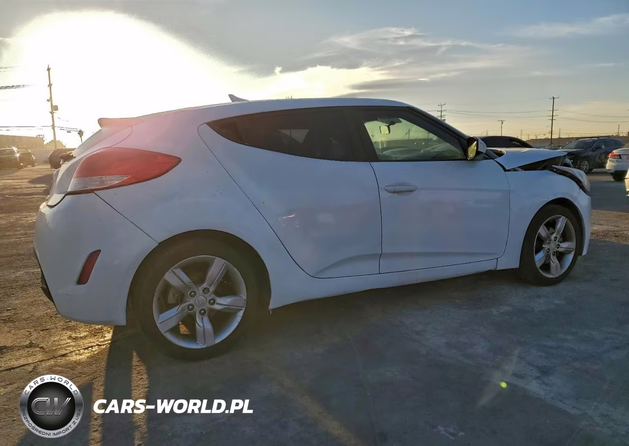 2015 HYUNDAI VELOSTER VIN:KMHTC6AD1FU224674 - 3