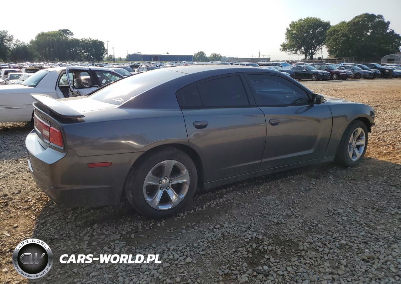 2013 Dodge Charger Se VIN:2C3CDXBG5DH702065 - 3