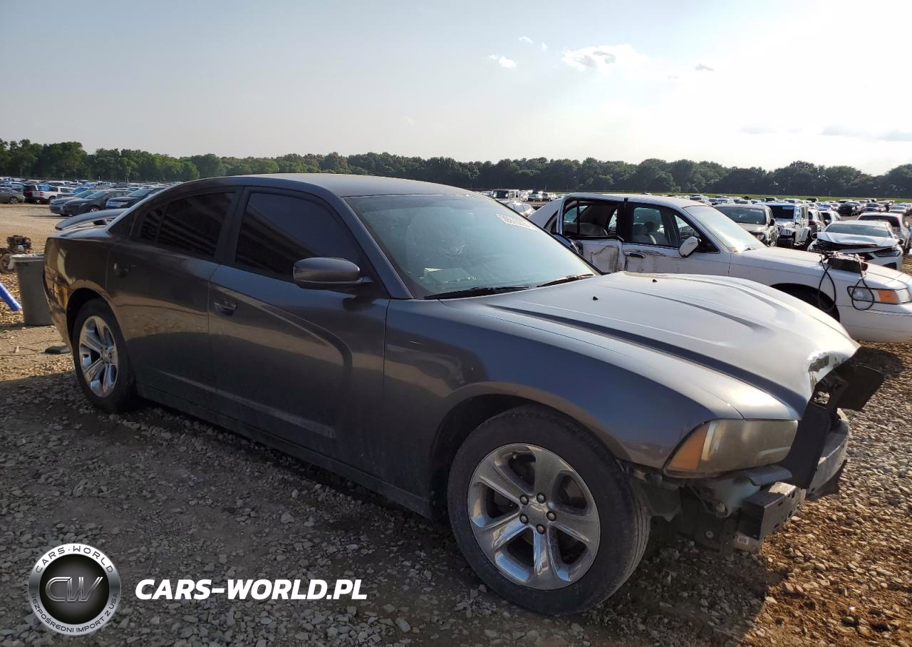 2013 Dodge Charger Se VIN:2C3CDXBG5DH702065 - 4