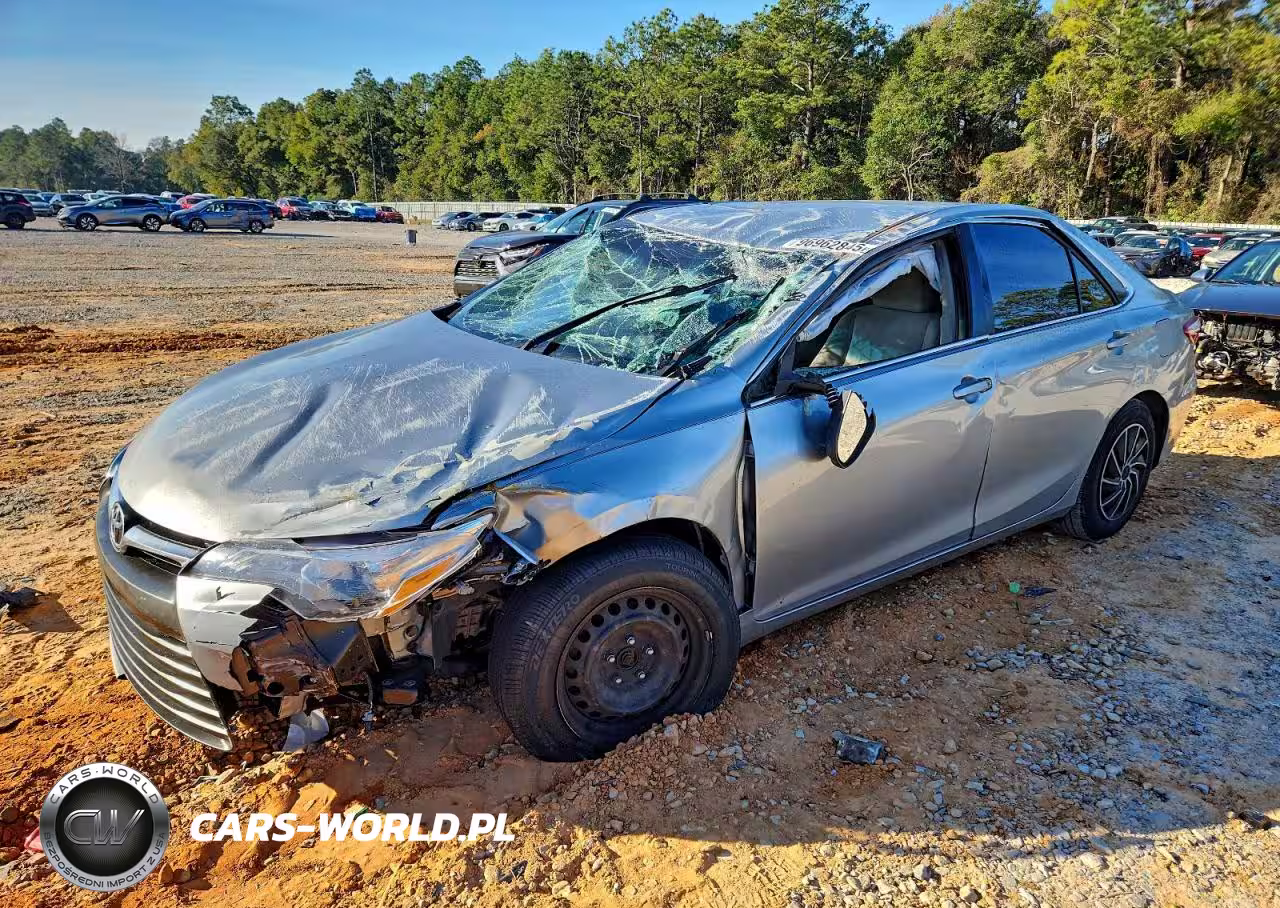 2015 Toyota Camry Le