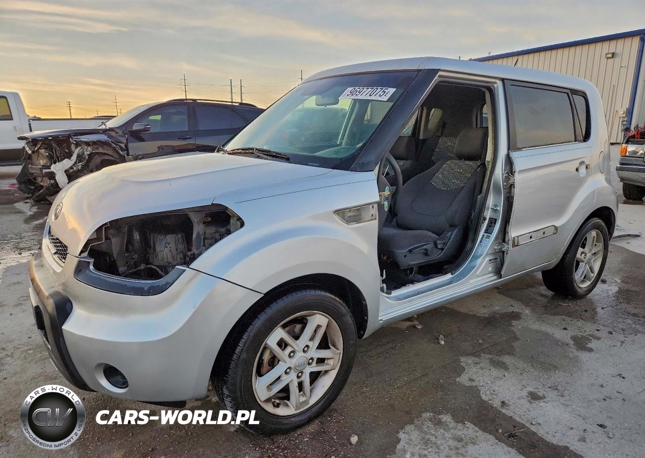 2011 Kia Soul +