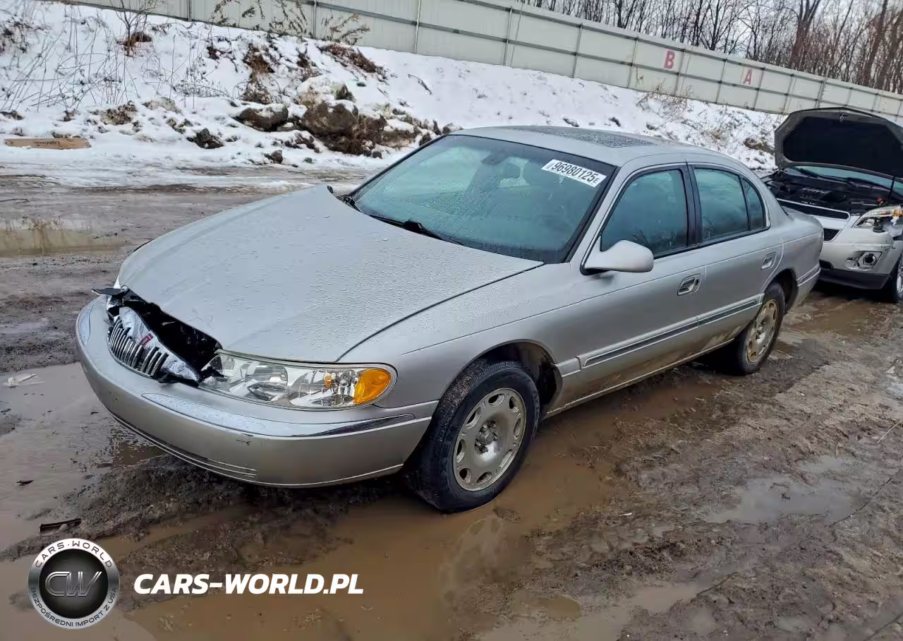 2002 Lincoln Continental