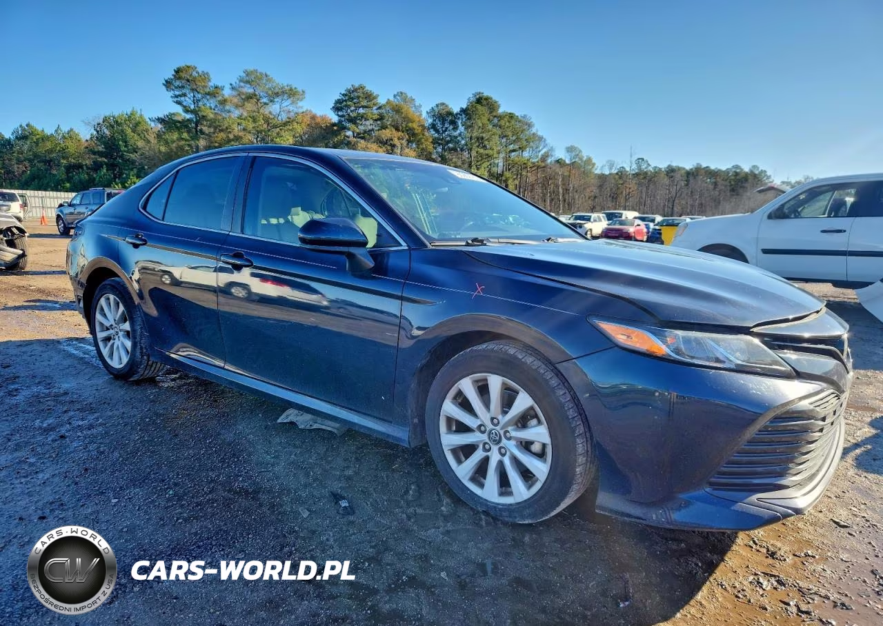 2020 Toyota Camry Le VIN:4T1C11AK6LU906887 - 4