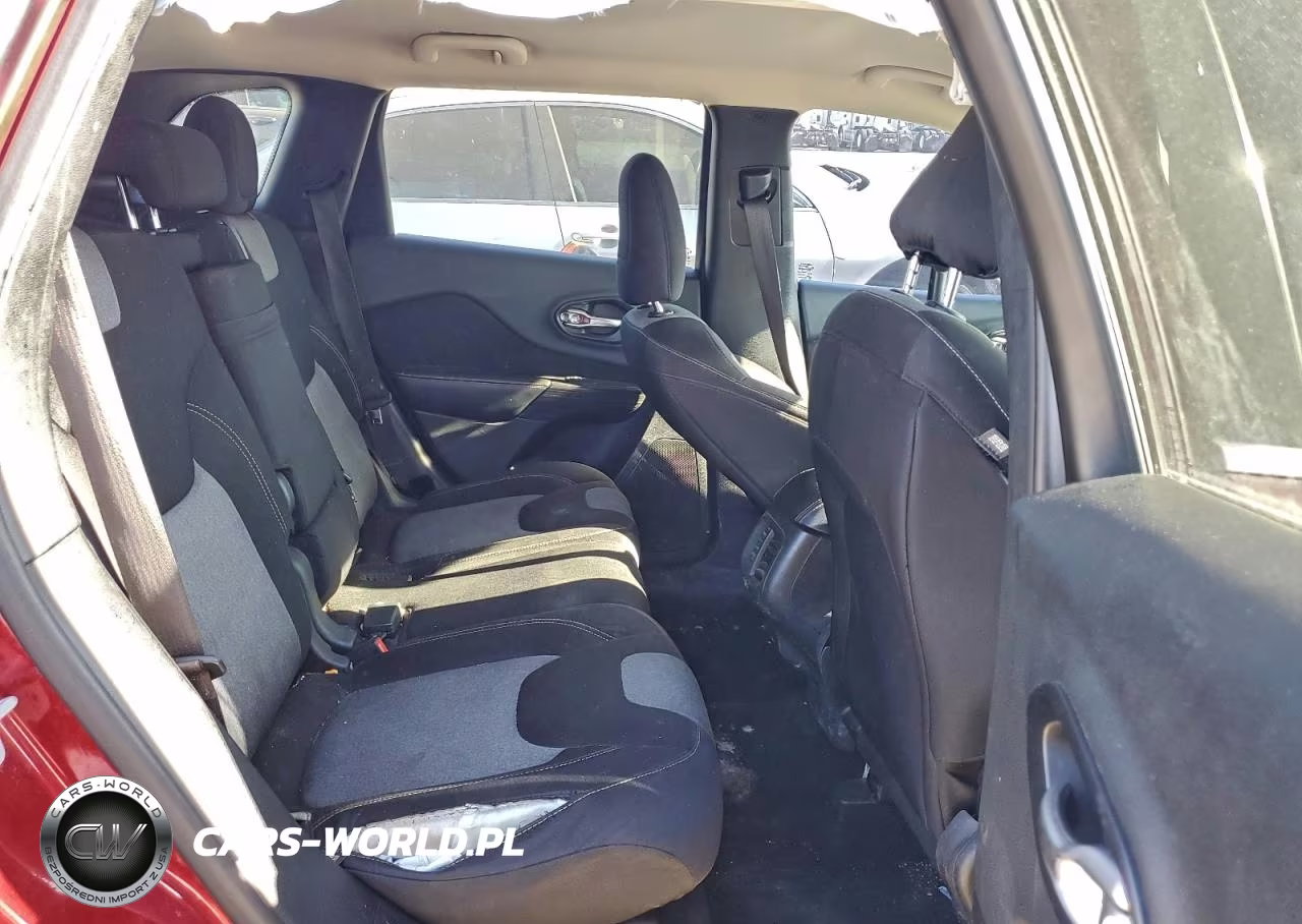 2014 Jeep Cherokee Latitude VIN:1C4PJMCSXEW187929 - 11