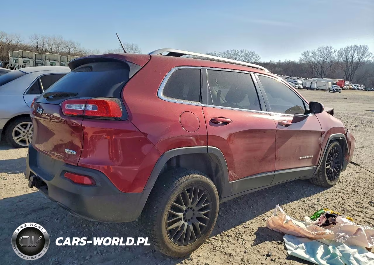 2014 Jeep Cherokee Latitude VIN:1C4PJMCSXEW187929 - 3
