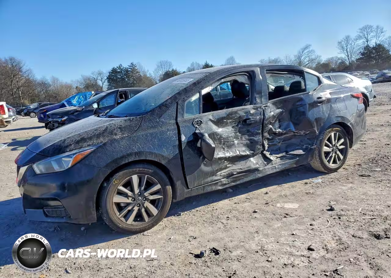 2021 Nissan Versa Sv