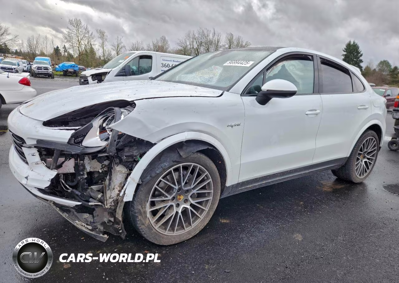 2021 Porsche Cayenne E Hybrid Coupe