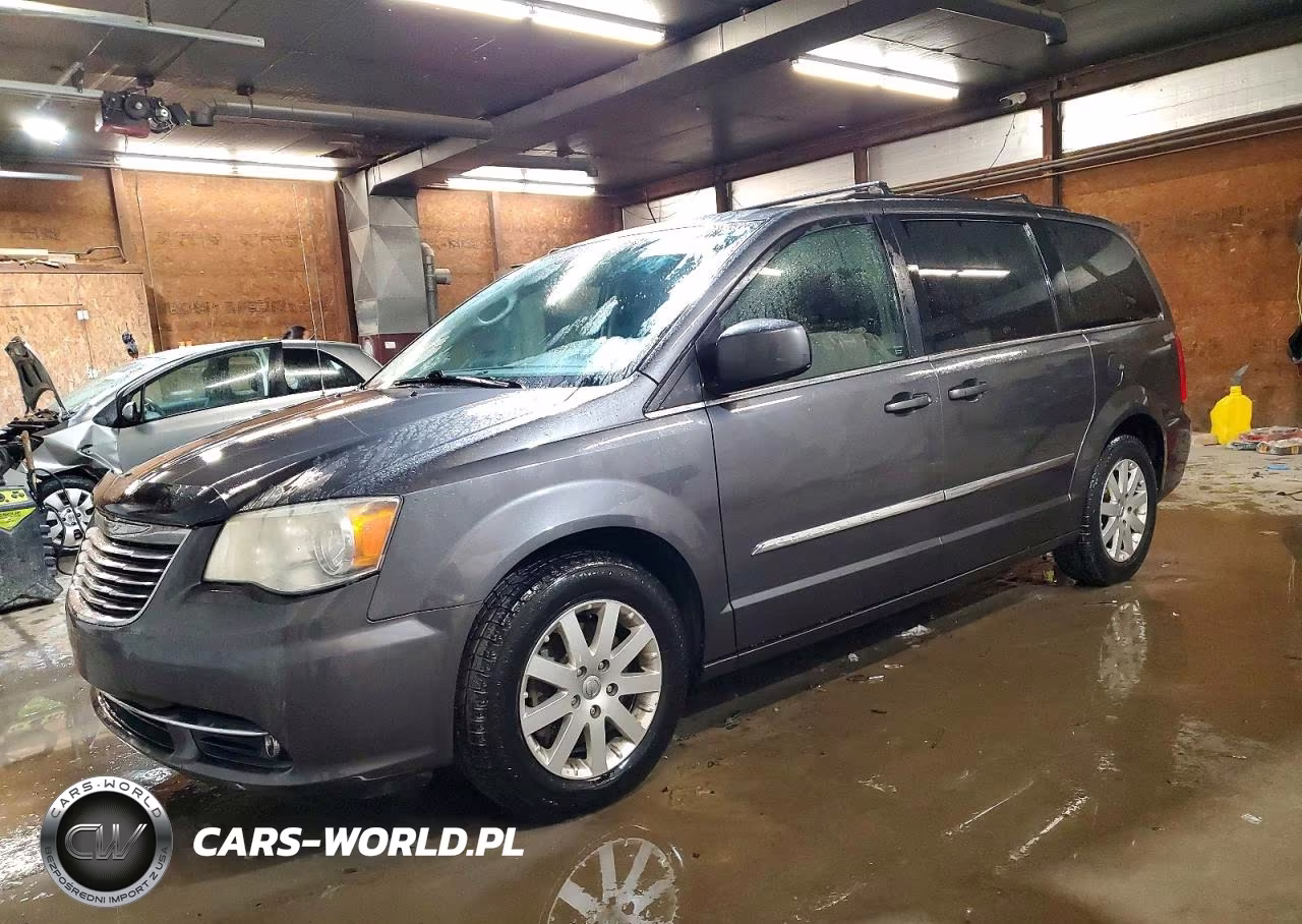 2015 Chrysler Town & Country Touring