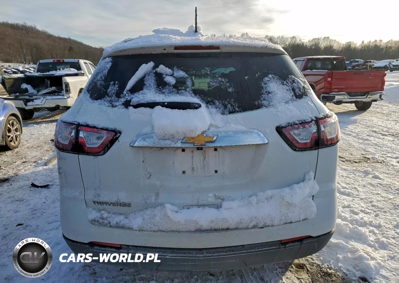 2017 Chevrolet Traverse Ls VIN:1GNKRFED4HJ257530 - 6