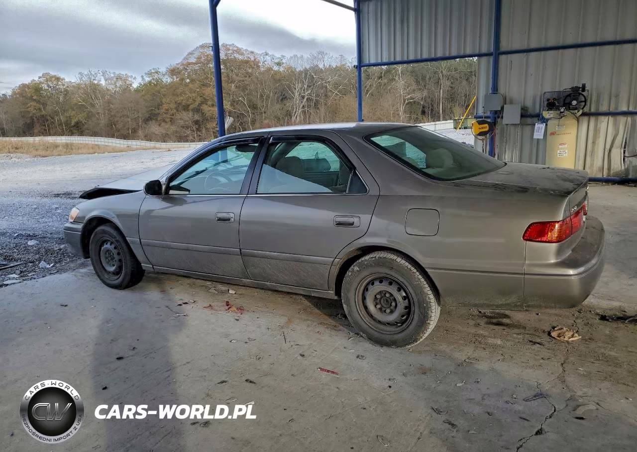 2000 Toyota Camry Ce VIN:4T1BG22K8YU005655 - 2