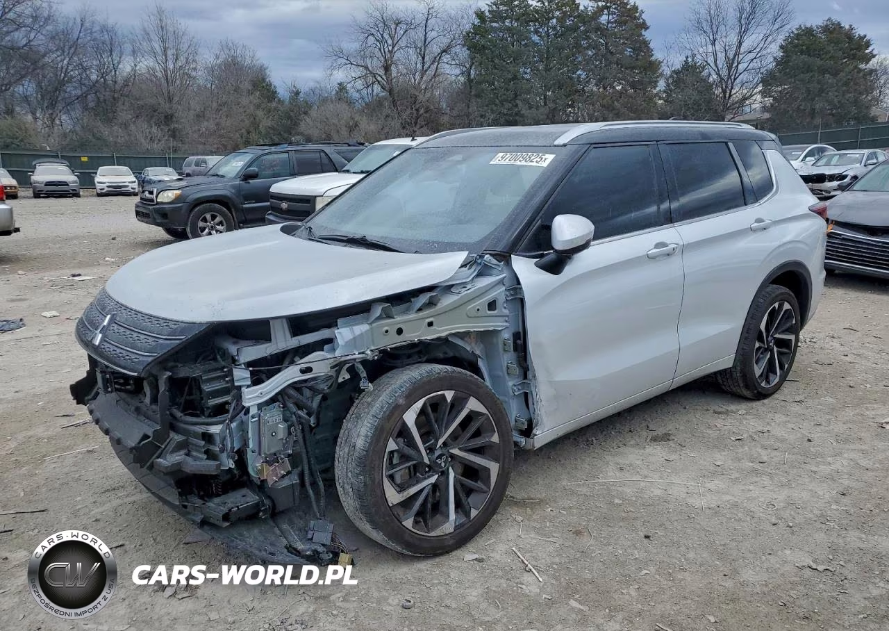 2024 Mitsubishi Outlander Sel