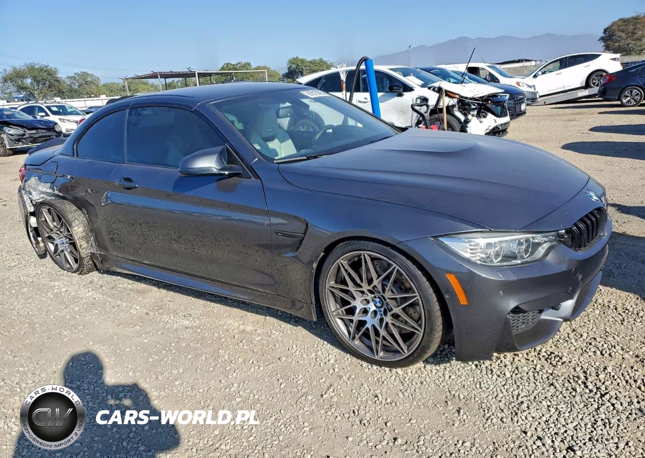2016 BMW M4 VIN:WBS3U9C55GP970515 - 4