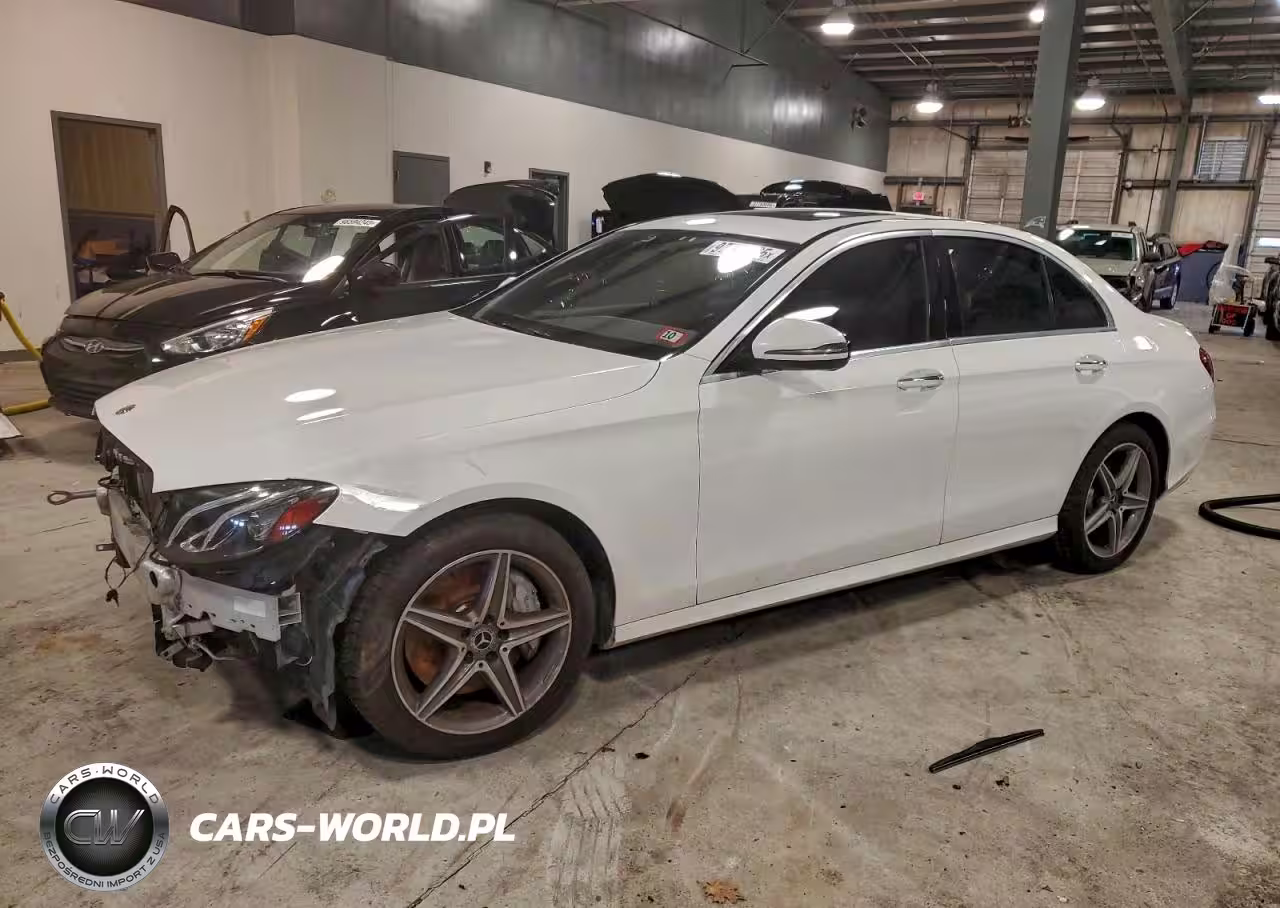 2017 Mercedes-Benz E 300 4Matic