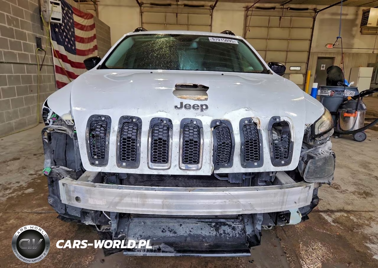 2016 Jeep Cherokee Sport VIN:1C4PJMAB1GW182415 - 5