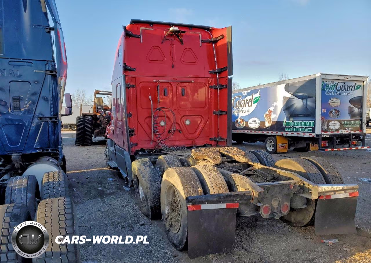2018 Freightliner Cascadia 125 Semi Truck VIN:1FUJGLDR2JLJH7891 - 3