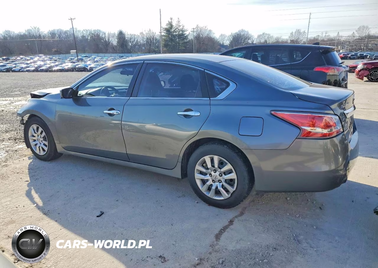 2015 Niss Altima 2.5 VIN:1N4AL3AP5FN355983 - 2