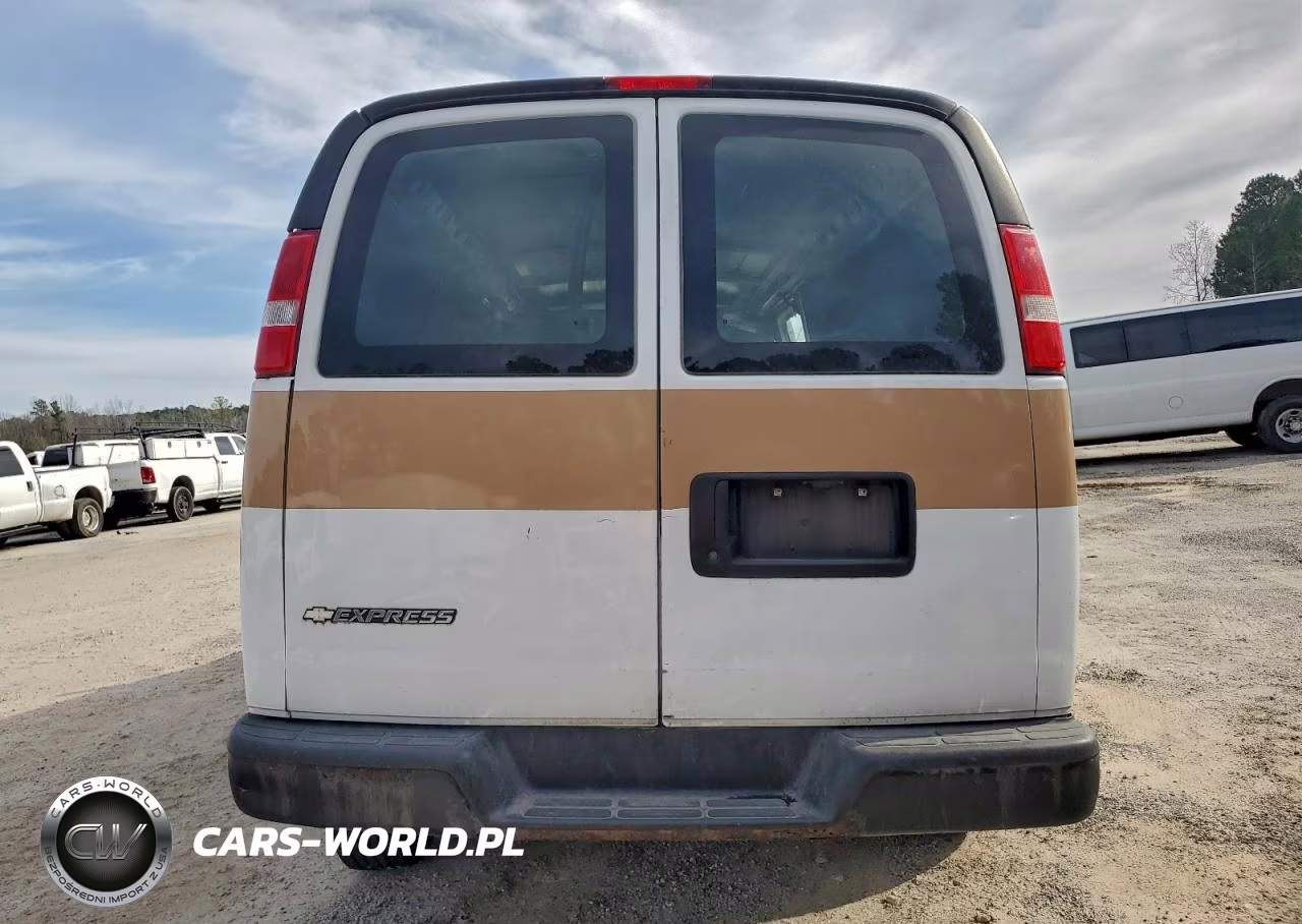 2017 Chevrolet Express 2500 Delivery Van VIN:1GCWGBFFXH1296597 - 6