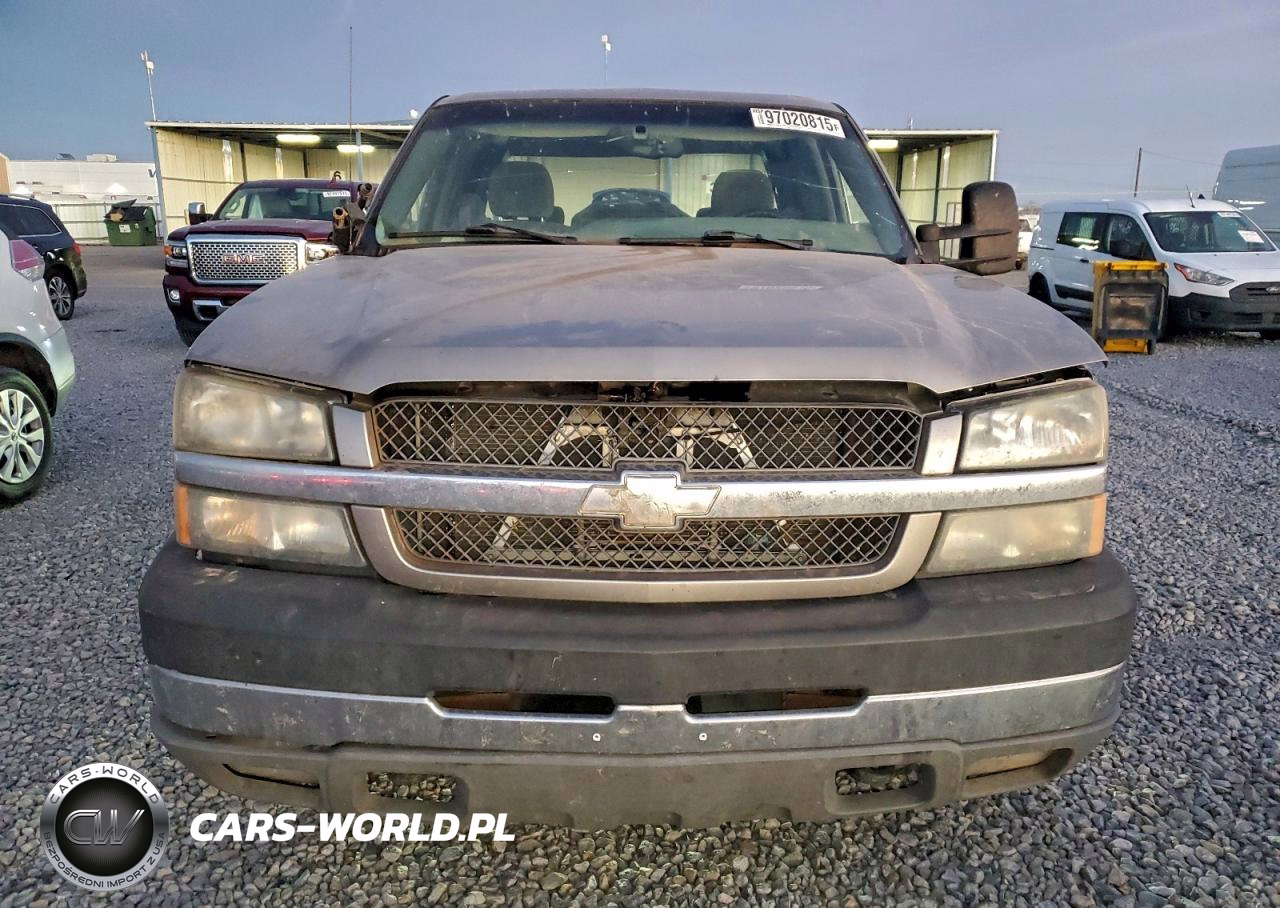 2003 Chevrolet Silverado K2500 Heavy Duty VIN:1GCHK23U23F213993 - 5