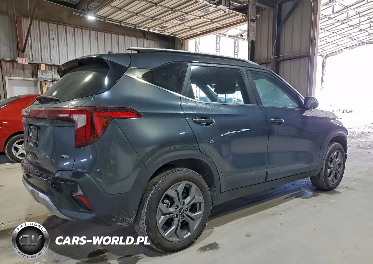 2024 Kia Seltos S VIN:KNDEUCAA1R7640774 - 3