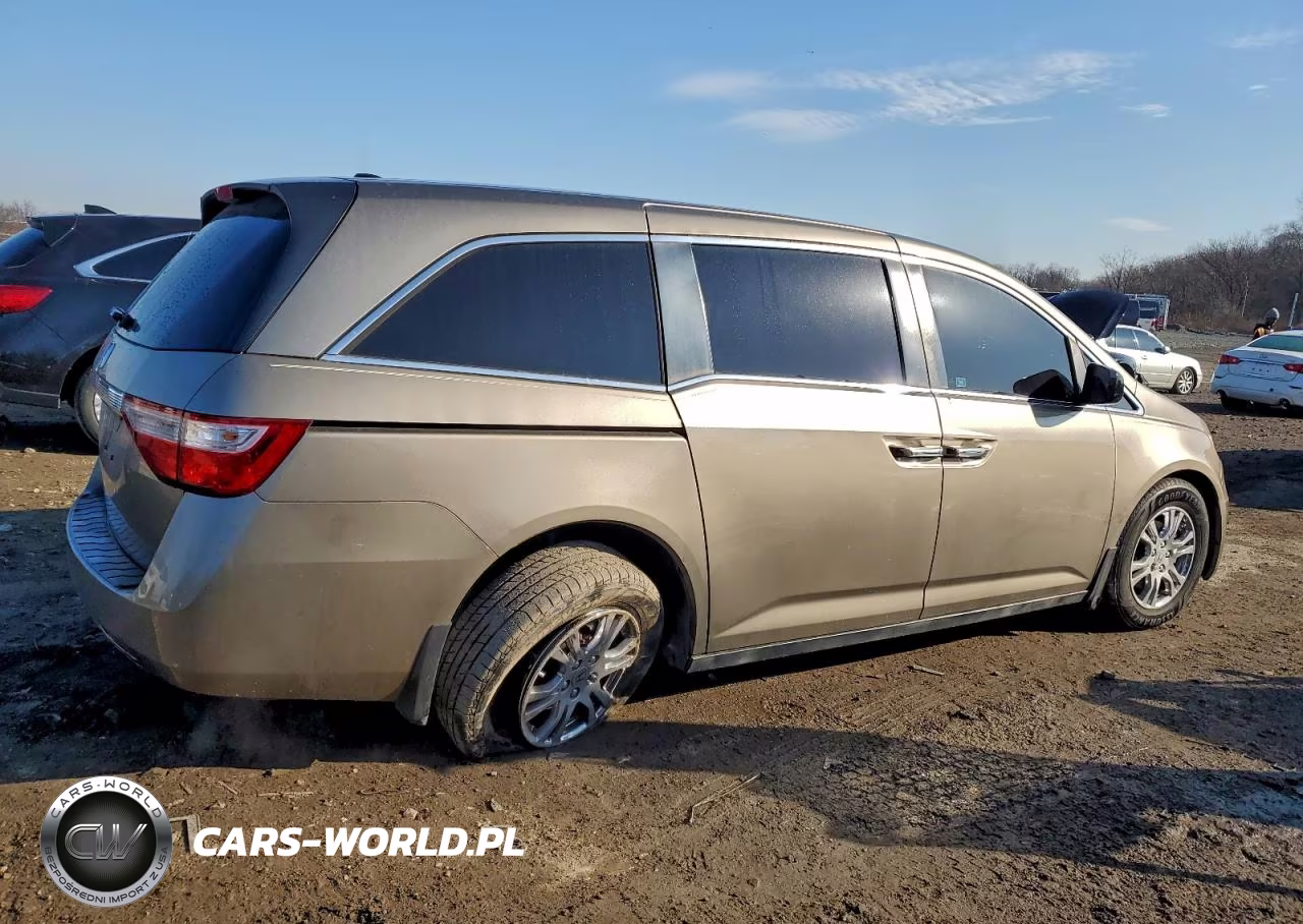 2011 Honda Odyssey Exl VIN:5FNRL5H68BB098722 - 3