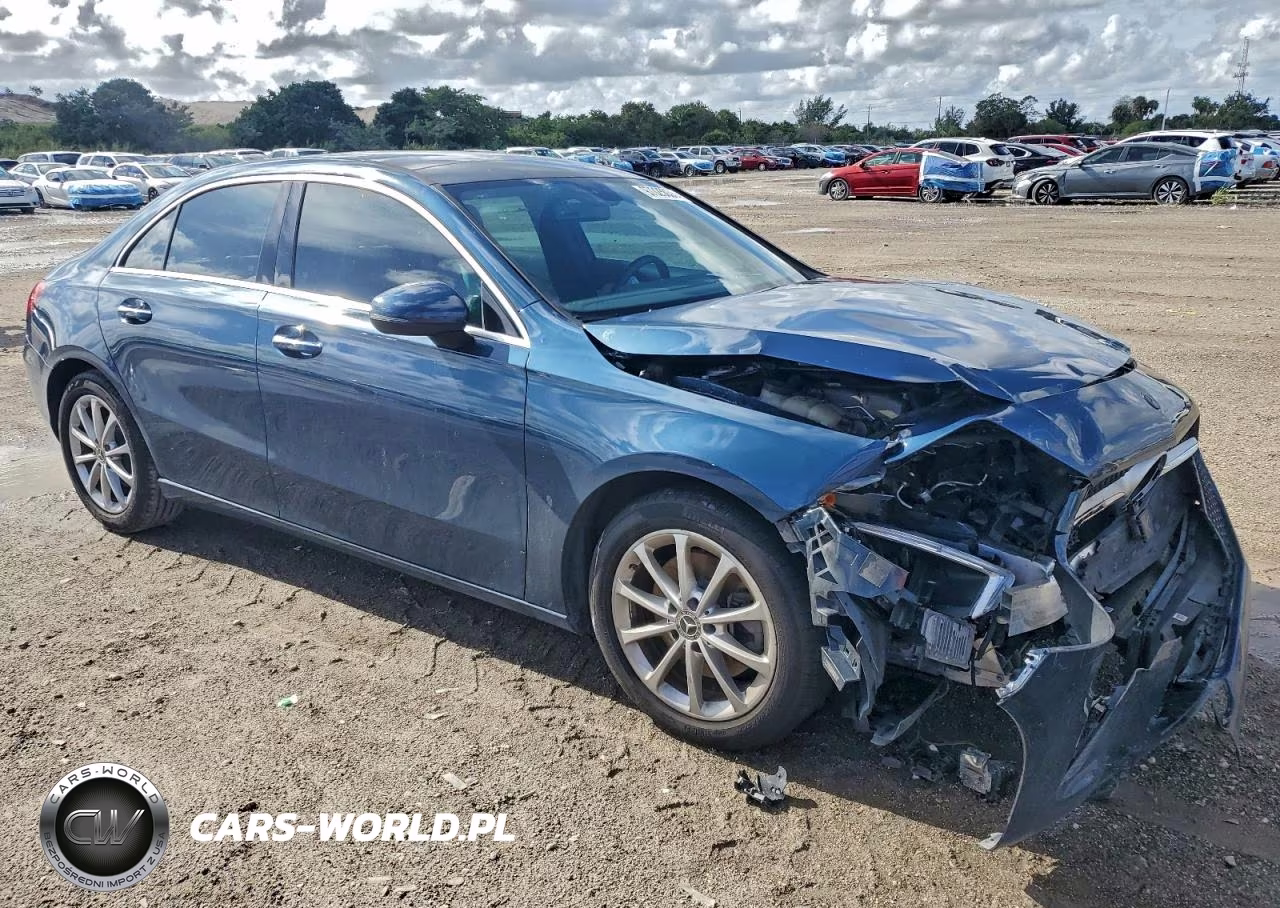 2021 Mercedes-Benz A 220 VIN:W1K3G4EB2MJ269326 - 4