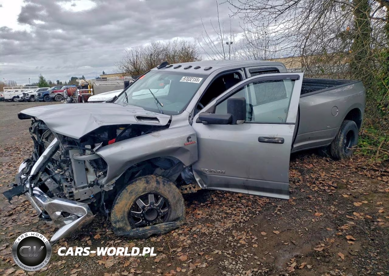 2022 Ram 3500 Tradesman VIN:3C63RRGL3NG135247 - 1