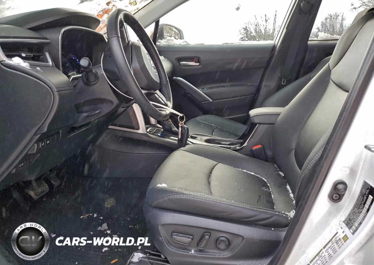 2022 Toyota Corolla Cross Xle VIN:7MUDAABG7NV034140 - 7