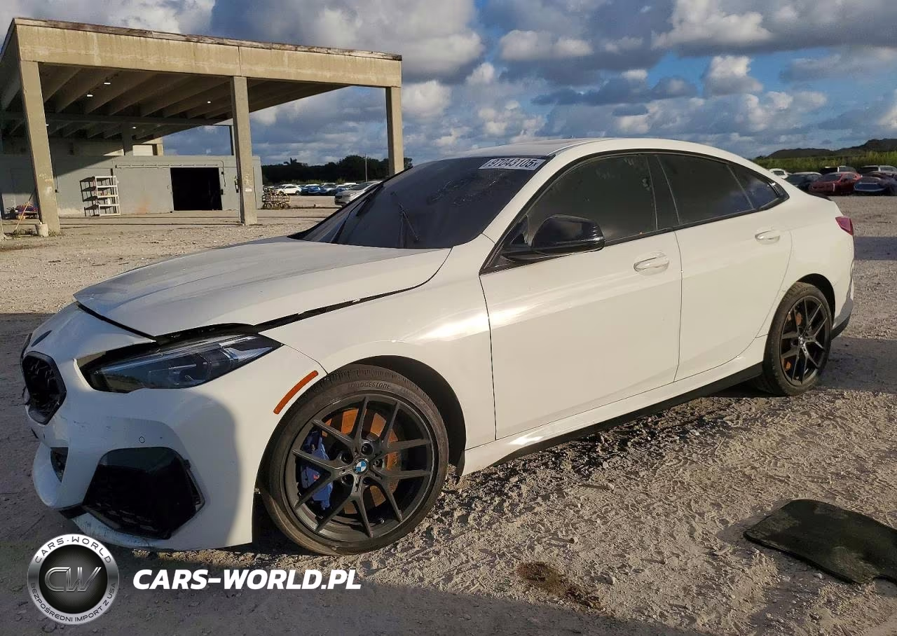 2021 BMW M235Xi