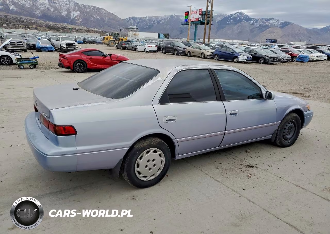1998 Toyota Camry Ce VIN:JT2BG22K7W0109619 - 3