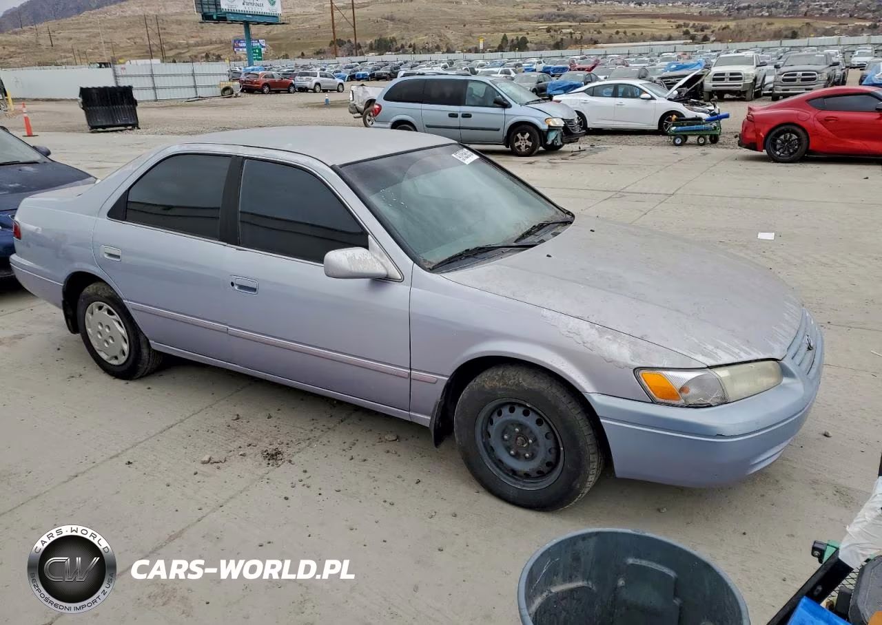 1998 Toyota Camry Ce VIN:JT2BG22K7W0109619 - 4