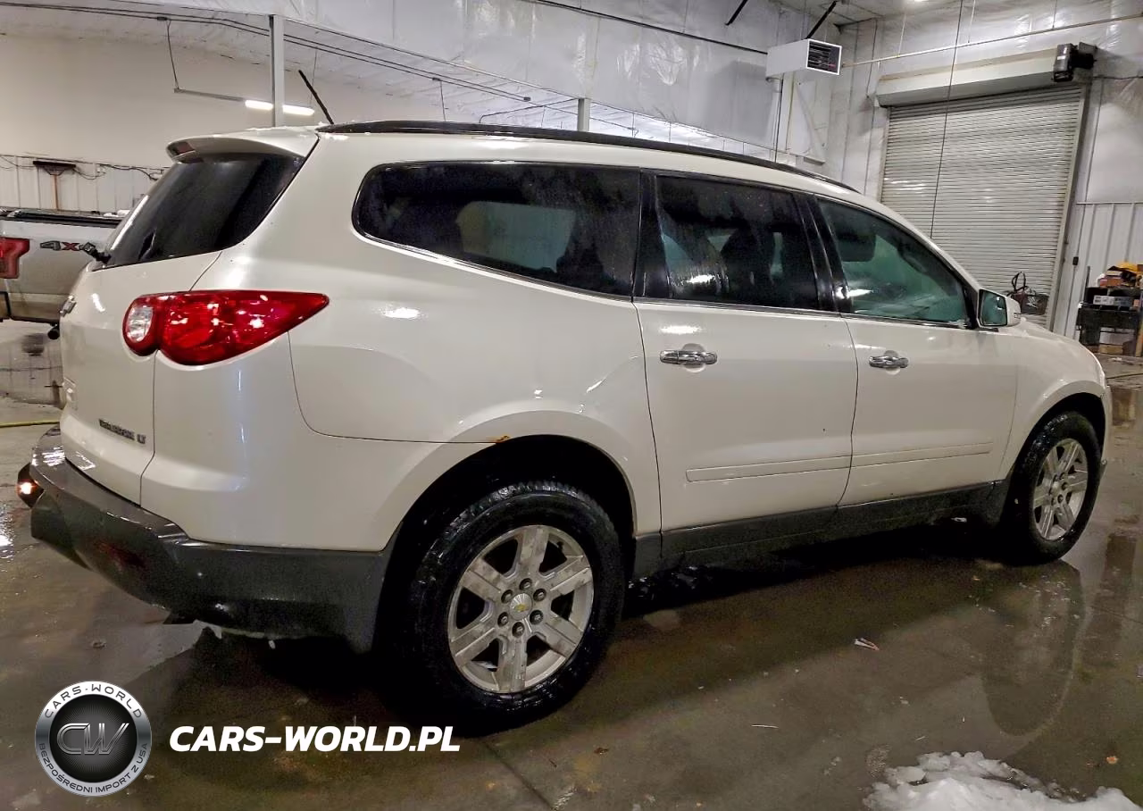 2011 Chevrolet Traverse Lt VIN:1GNKVJED1BJ118882 - 3