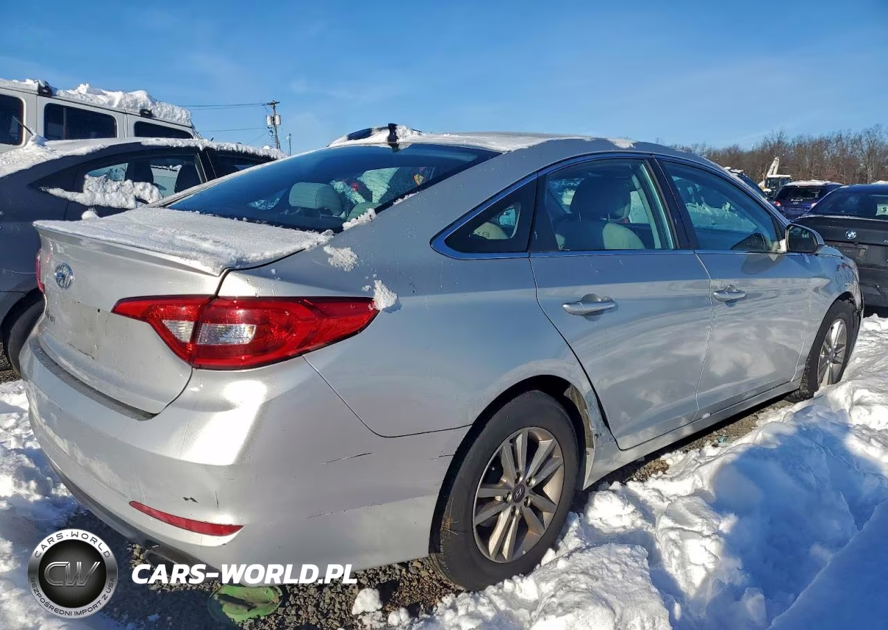 2016 Hyundai Sonata Se VIN:5NPE24AF9GH291637 - 3