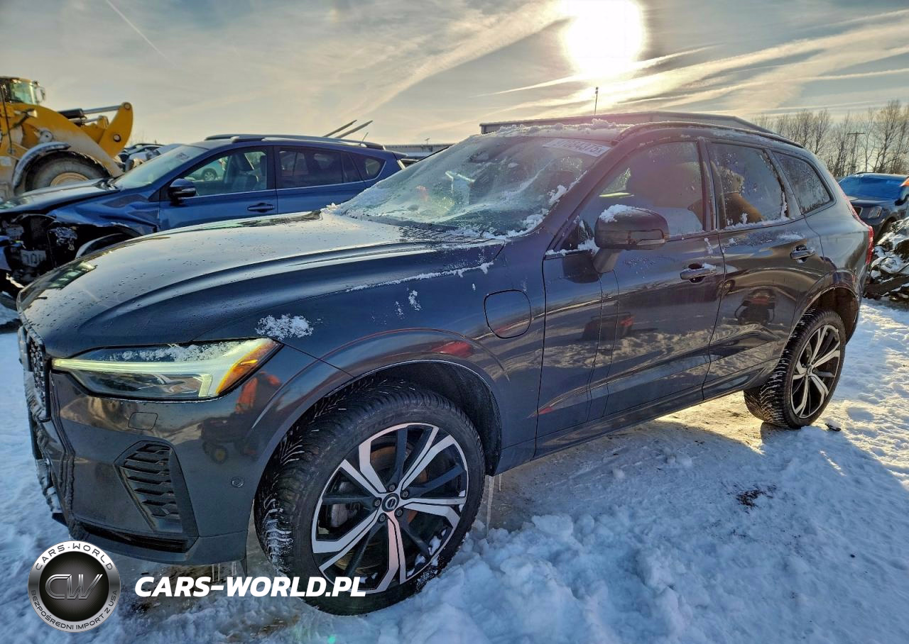 2022 Volvo Xc60 T8 Recharge R-Design