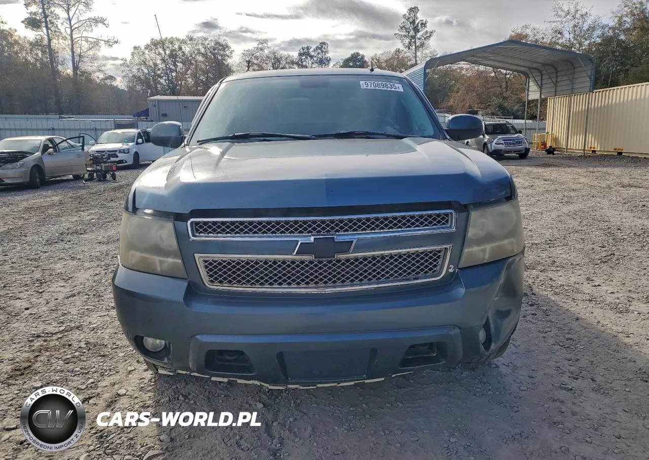 2008 Chevrolet Avalanche K1500 VIN:3GNFK12328G166715 - 5
