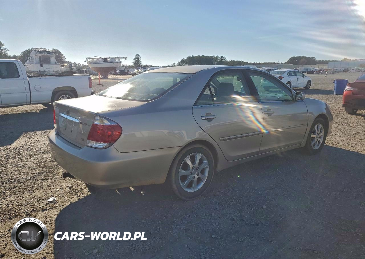 2005 Toyota Camry Le VIN:4T1BF30K65U590341 - 3