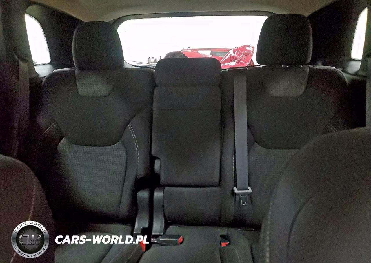 2017 Jeep Cherokee Latitude VIN:1C4PJMCB2HW649405 - 10