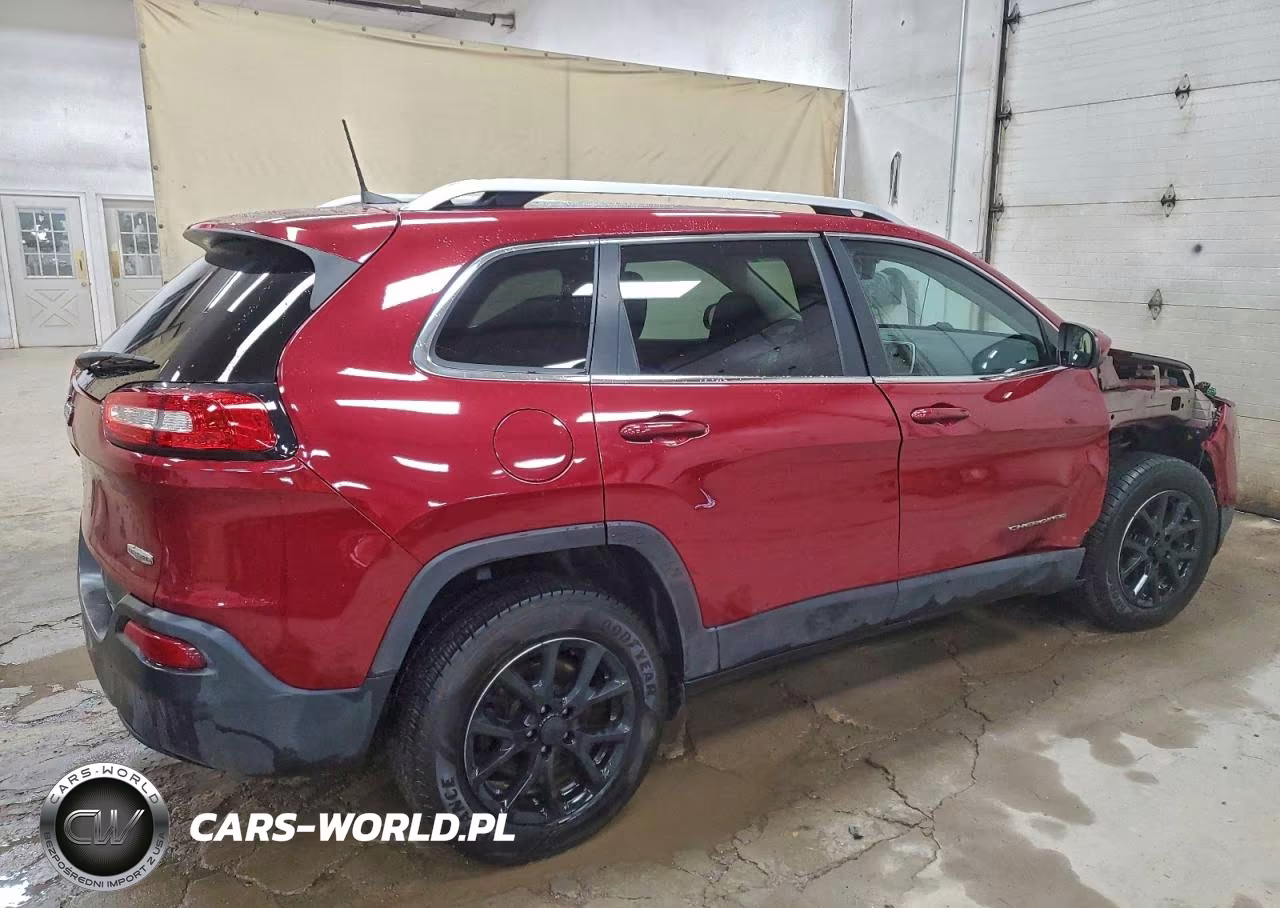 2017 Jeep Cherokee Latitude VIN:1C4PJMCB2HW649405 - 3