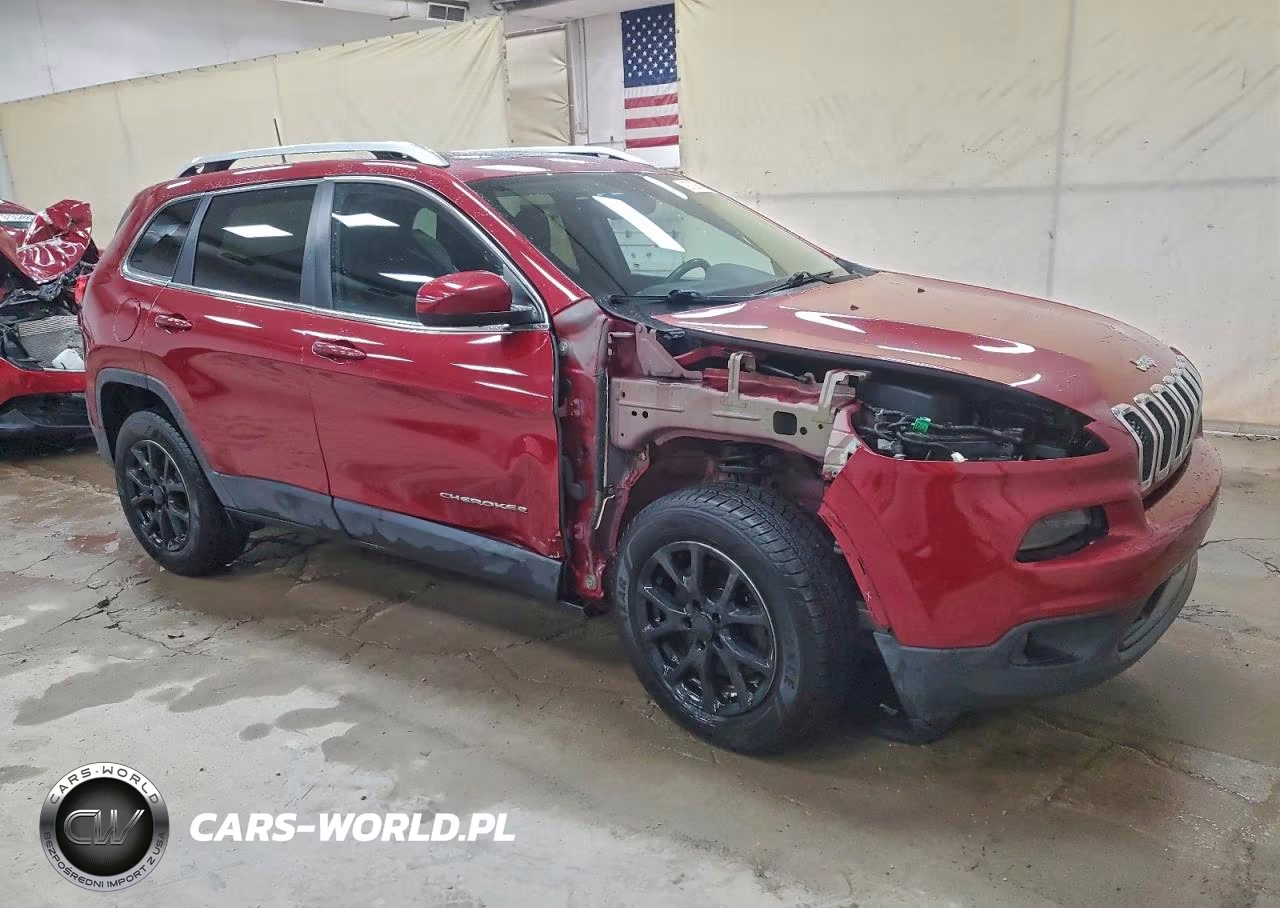 2017 Jeep Cherokee Latitude VIN:1C4PJMCB2HW649405 - 4