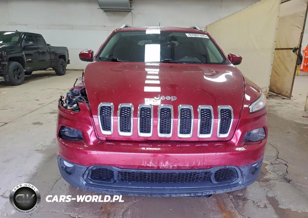 2017 Jeep Cherokee Latitude VIN:1C4PJMCB2HW649405 - 5