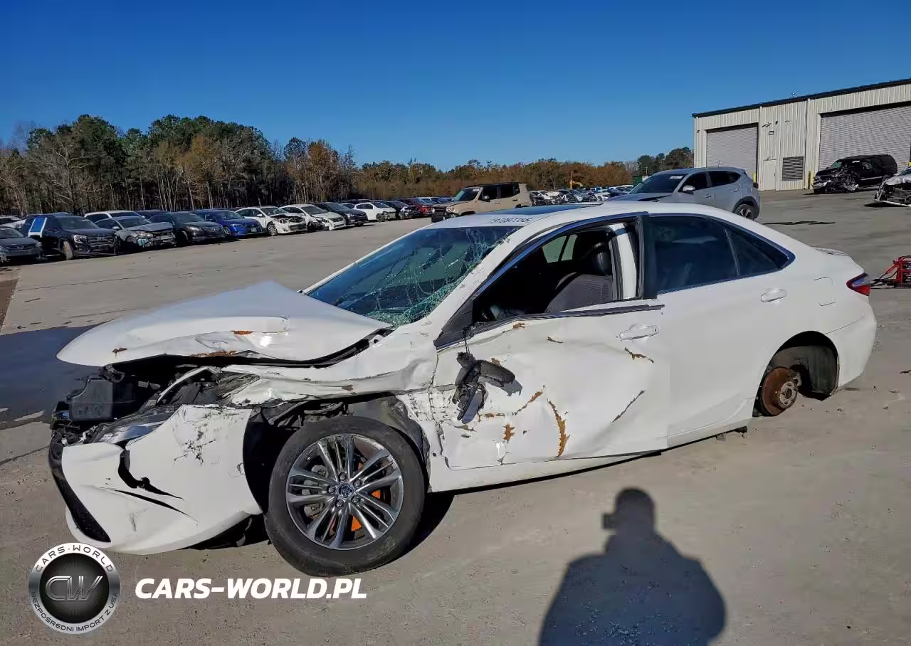 2015 Toyota Camry Le